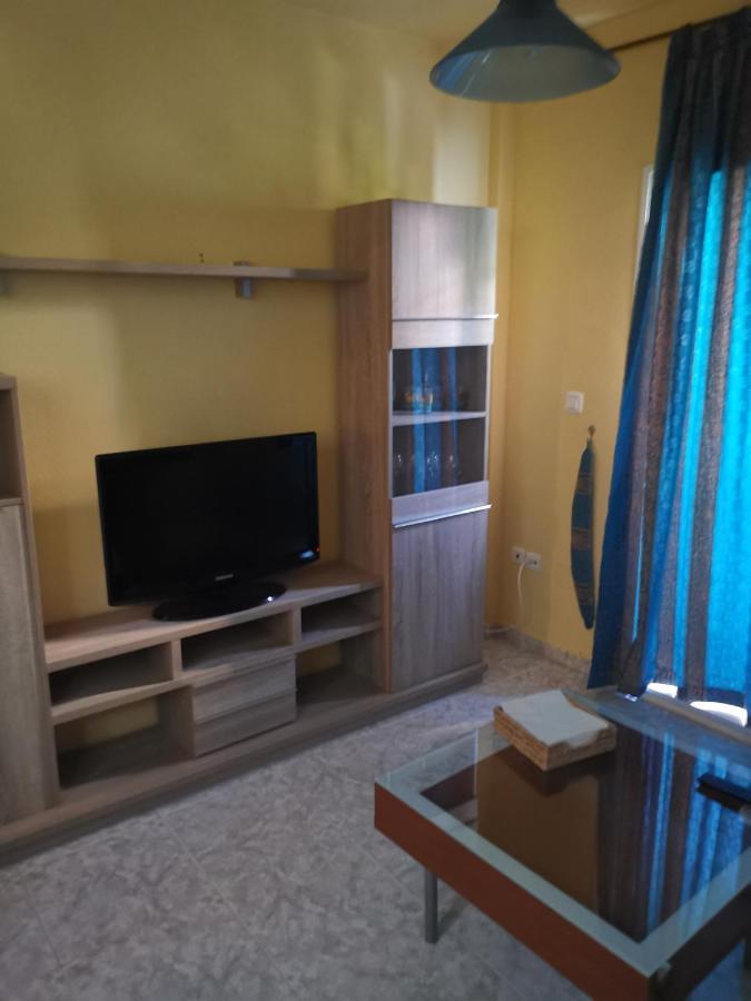 Apartamento Aquila Parque Фуeнхирола Екстериор снимка